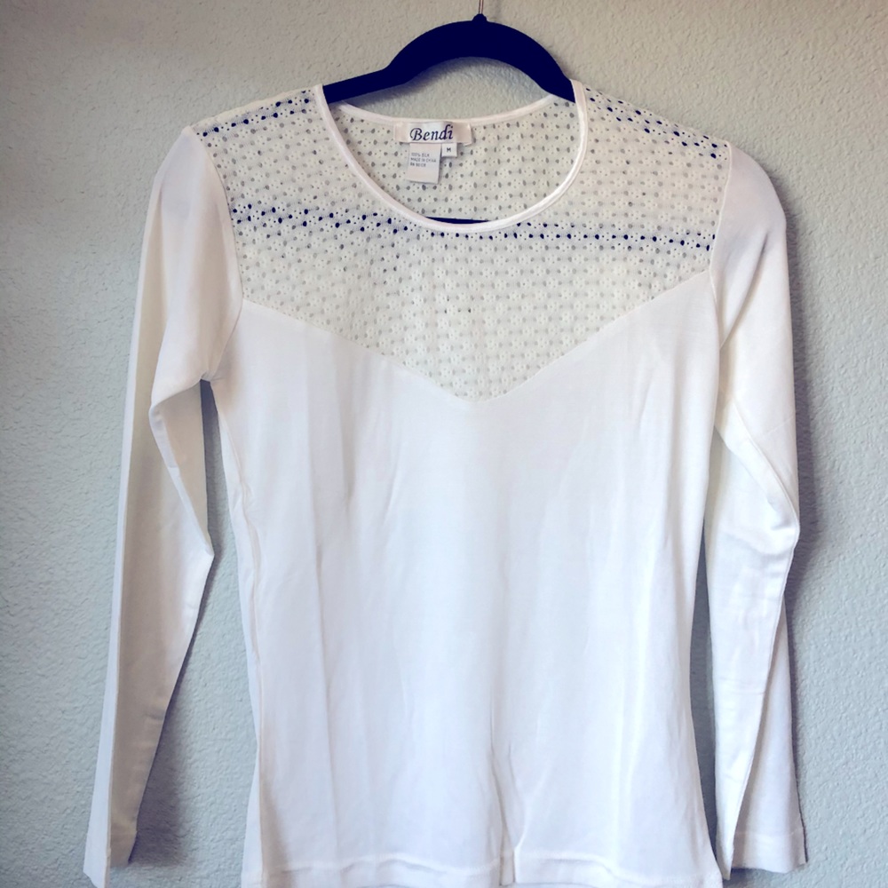 Women’s 100% Silk Undershirts Brand New